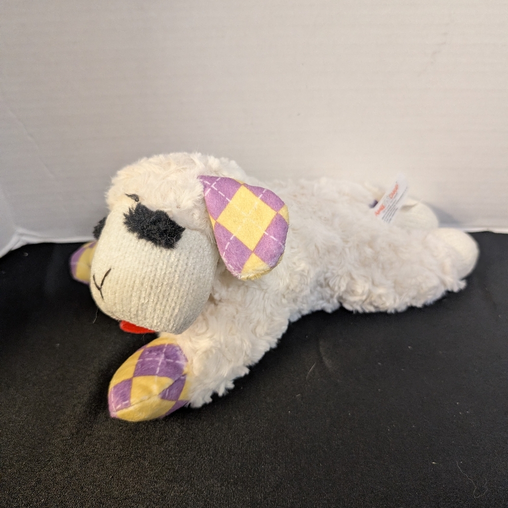2019 Multipet  Plush Lamb Chop DreamWorks Dog Squeaky Toy with Squeaker